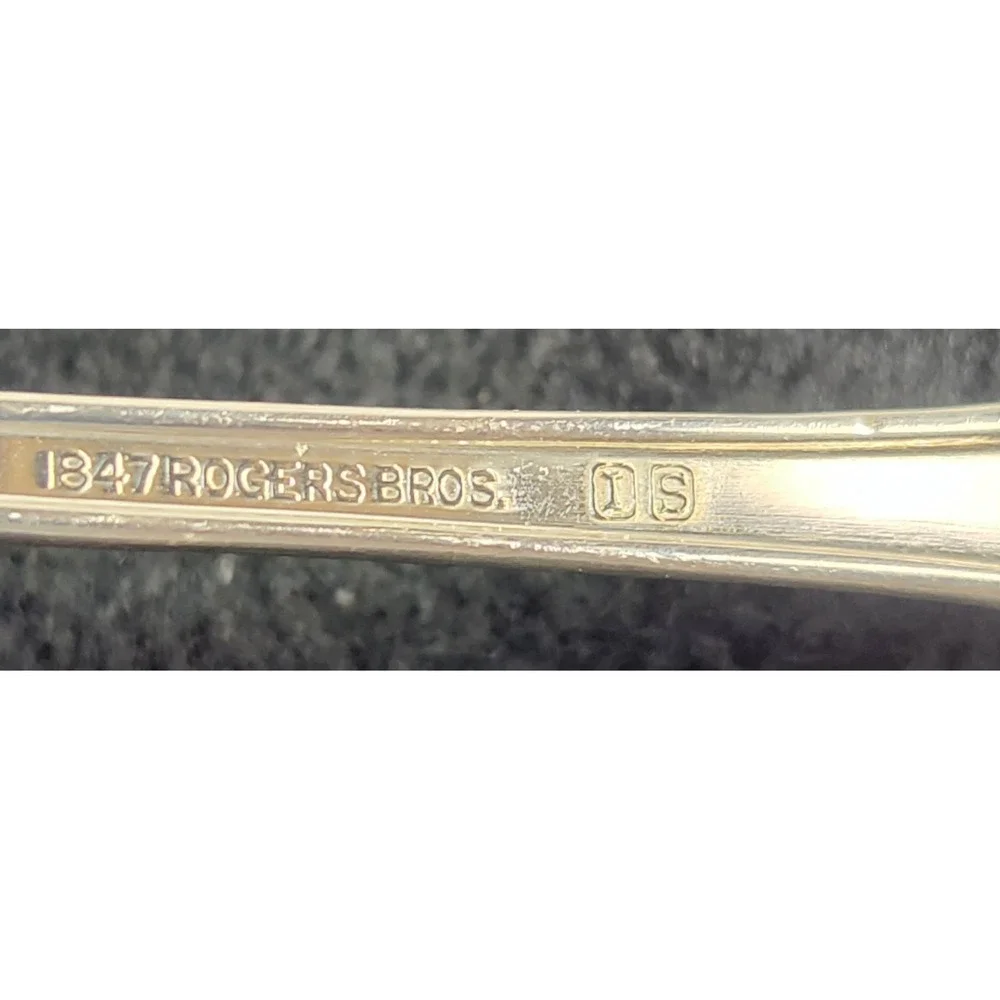 1947 Rogers IS Ladle Gravy Sauce Spoon Silverplated Vintage